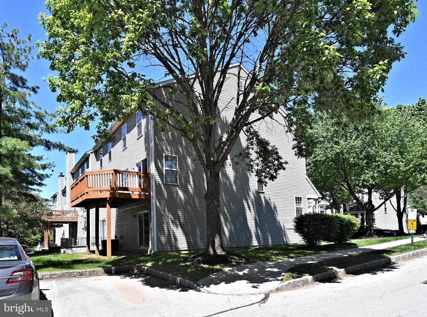 601 Brentwood Court photo 46