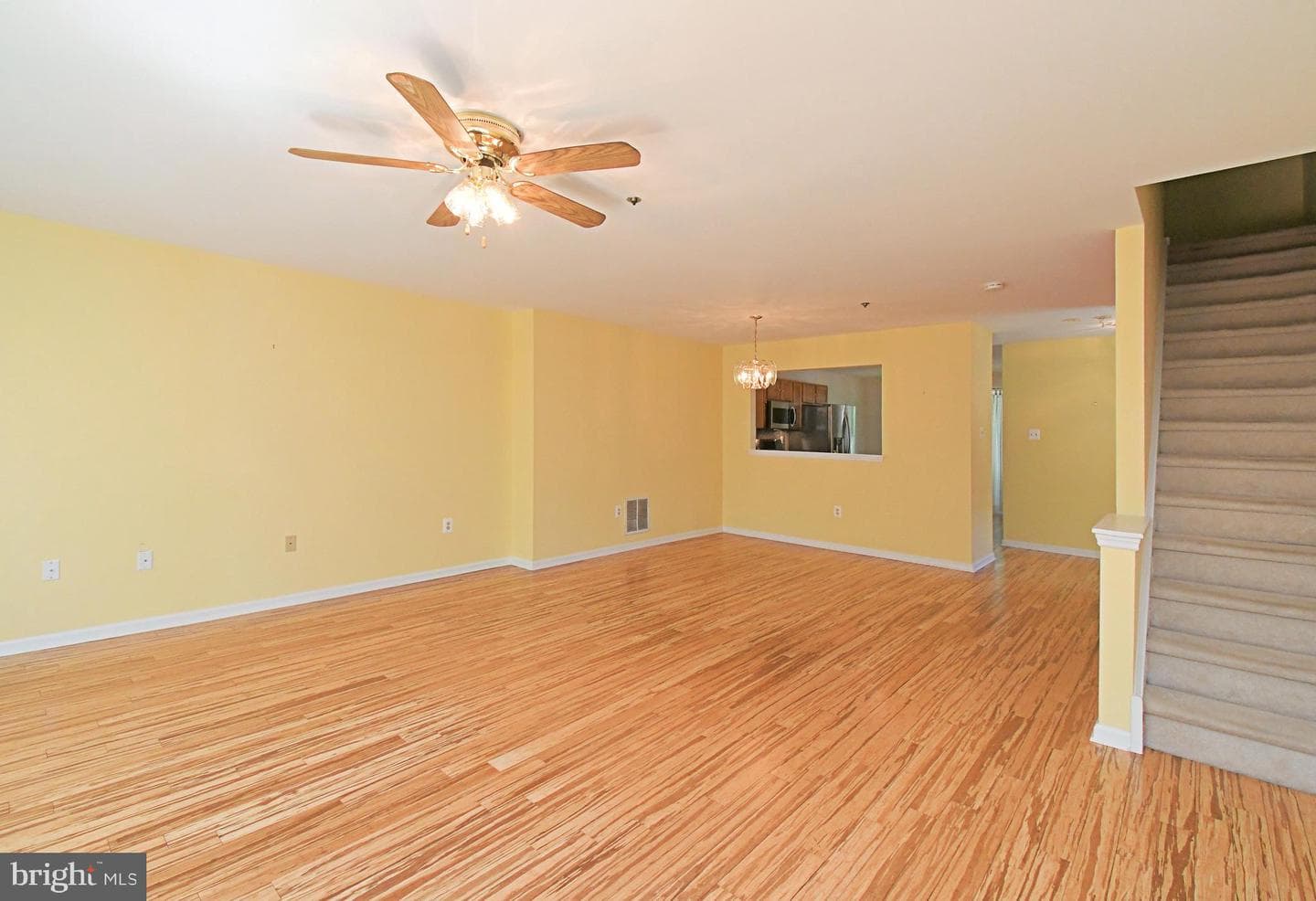 601 Brentwood Court photo 6