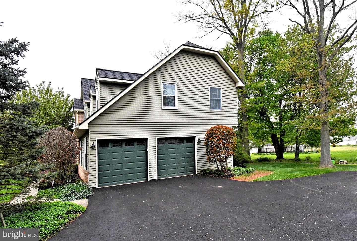 116 Rosewood Drive photo 3