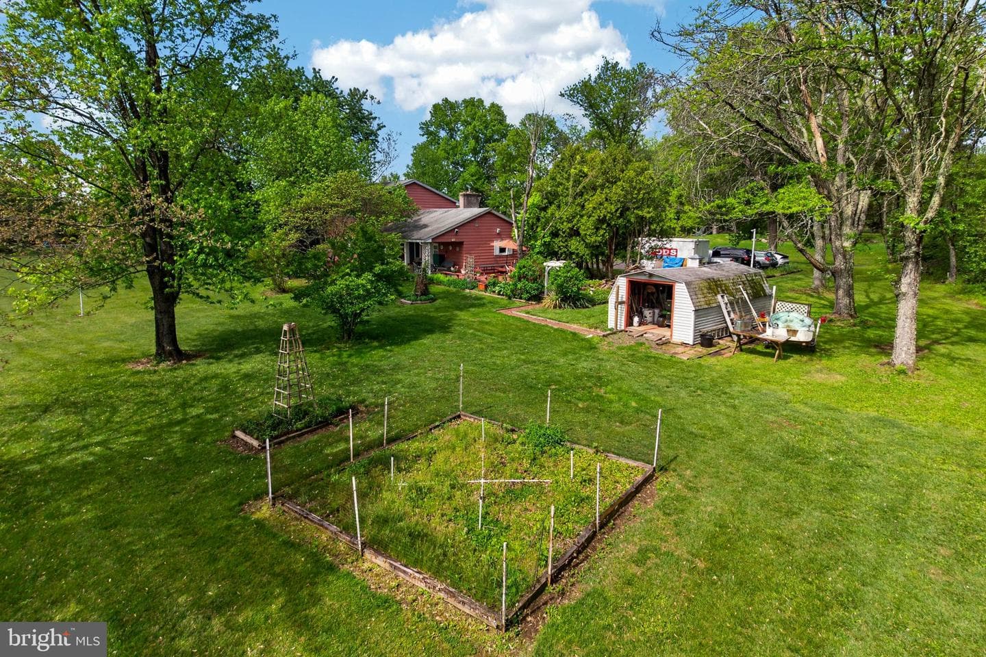 314 Neiffer Road photo 42
