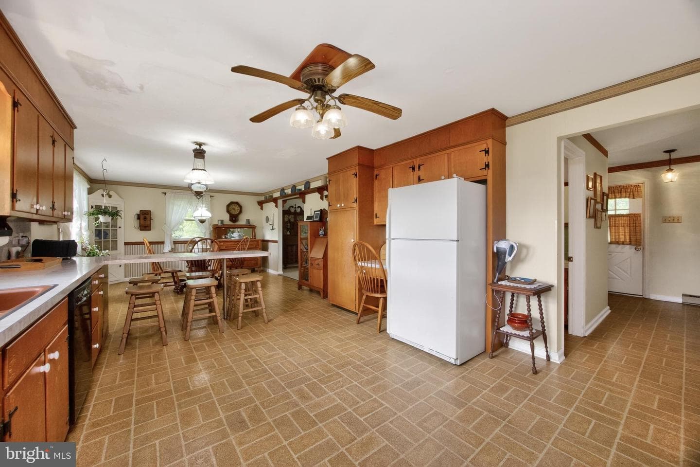 314 Neiffer Road photo 5
