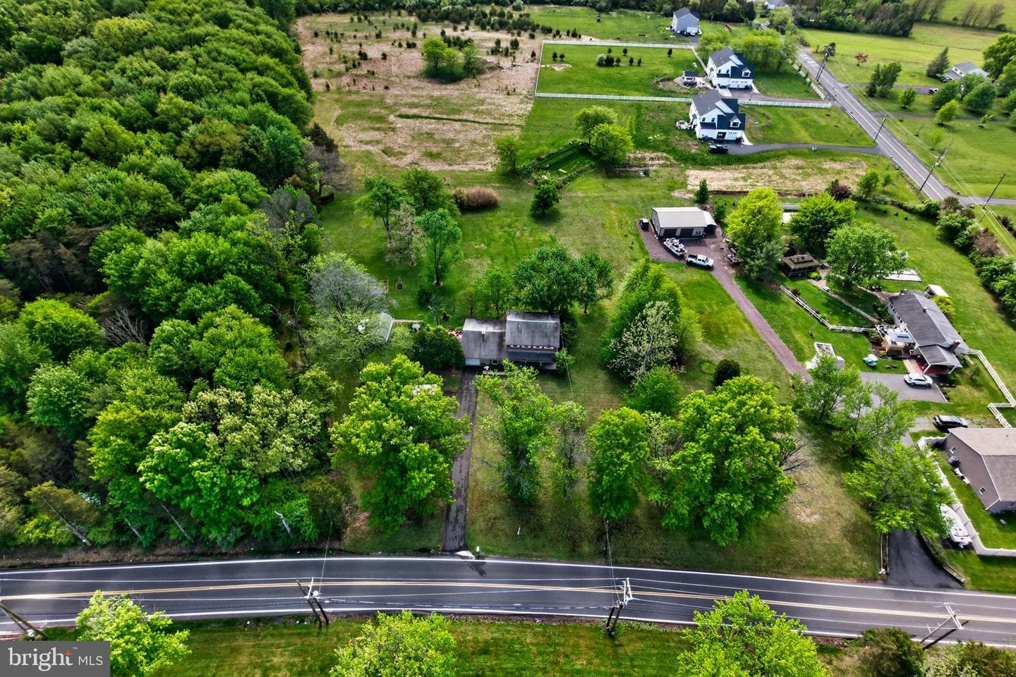 314 Neiffer Road photo 57