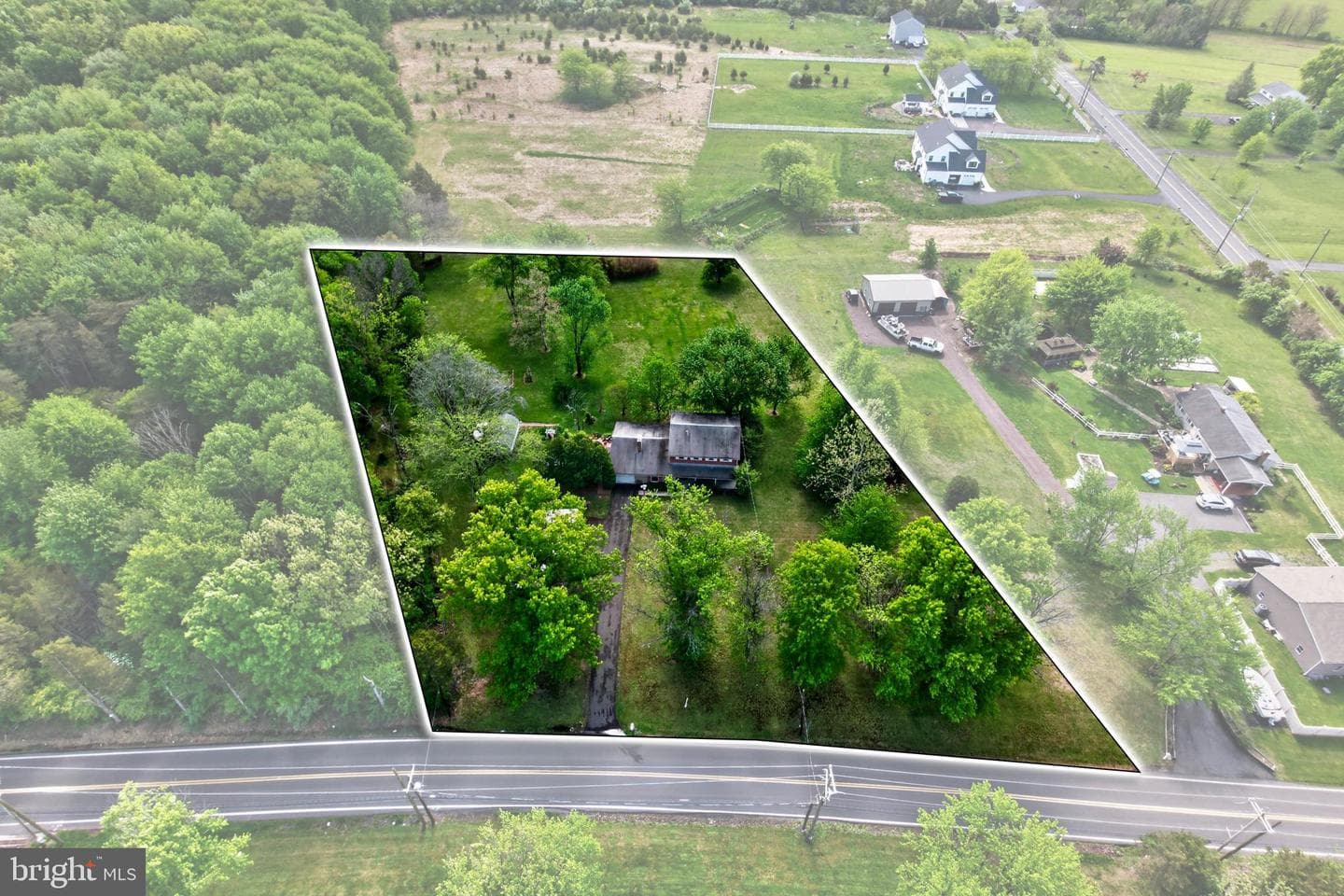 314 Neiffer Road photo 58