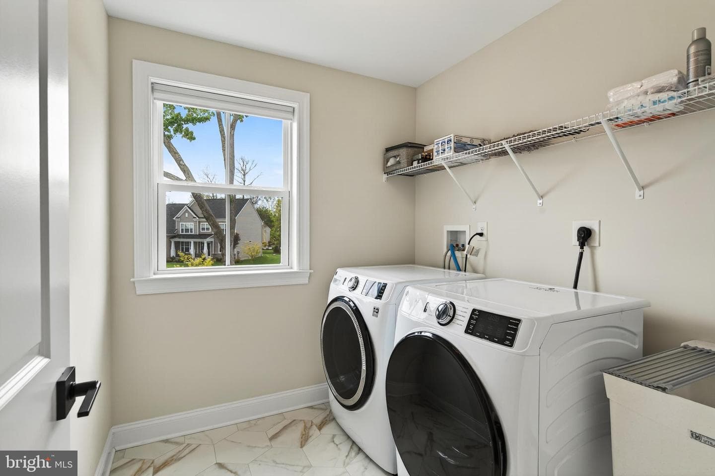 2560 Holly Ln photo 26