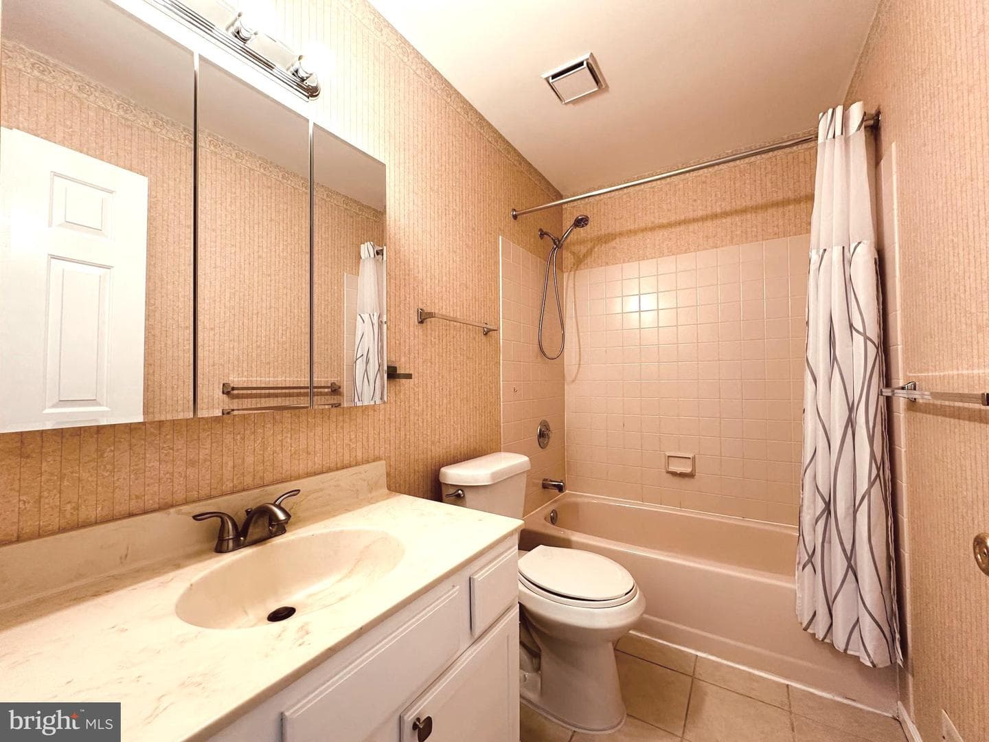 1853 Hood Lane photo 59