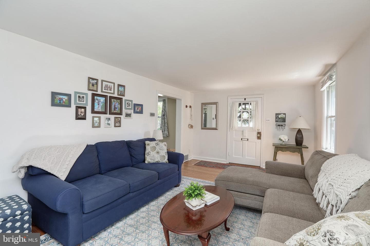 402 Evans Avenue photo 11