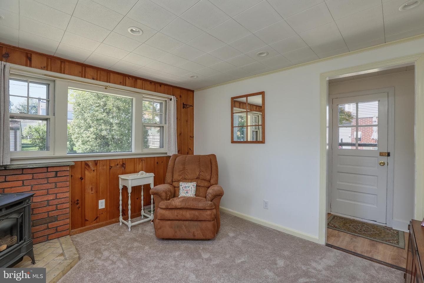 402 Evans Avenue photo 19