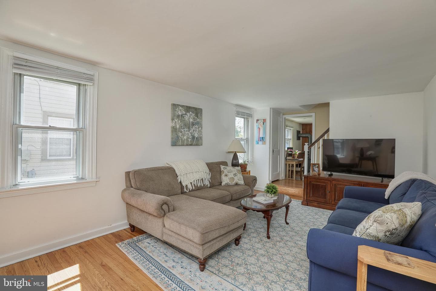 402 Evans Avenue photo 9