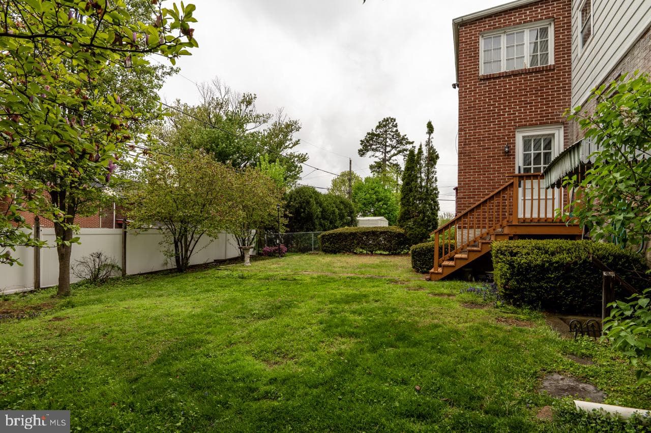 1414 Sunset Drive photo 9
