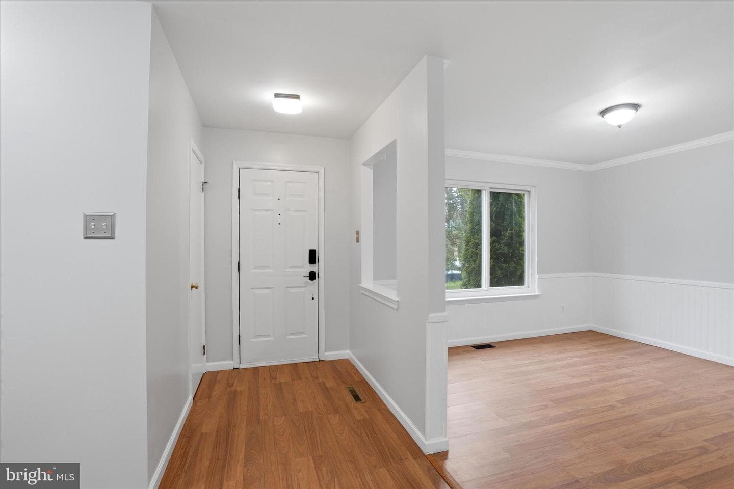 240 Goshen Road photo 4