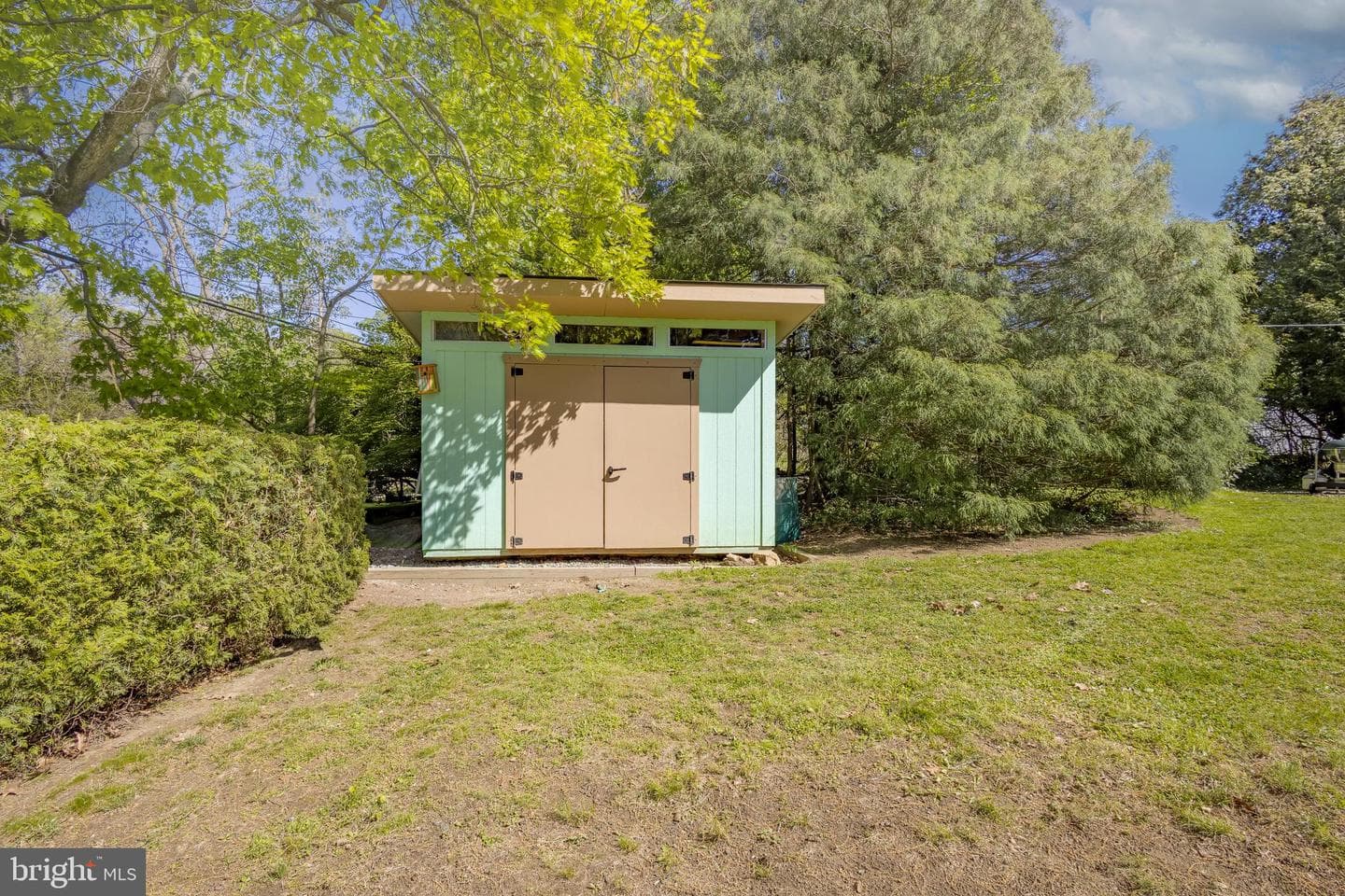 8207 Macarthur Road photo 44