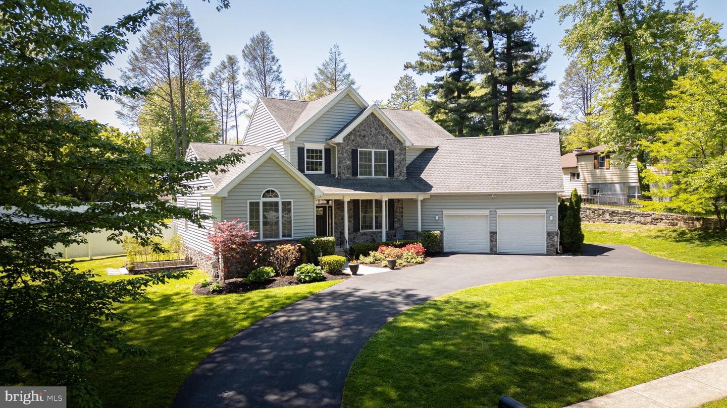 1086 Kingsley Road photo 3