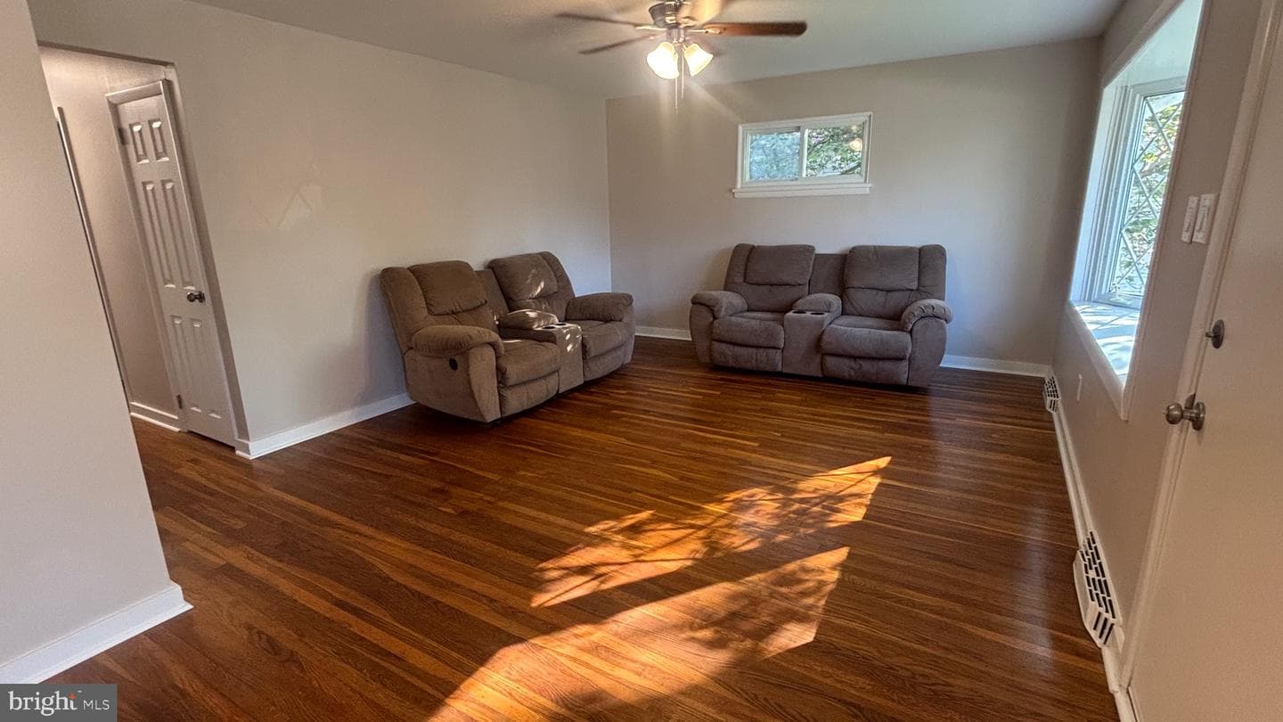 1809 Lukens Avenue photo 4