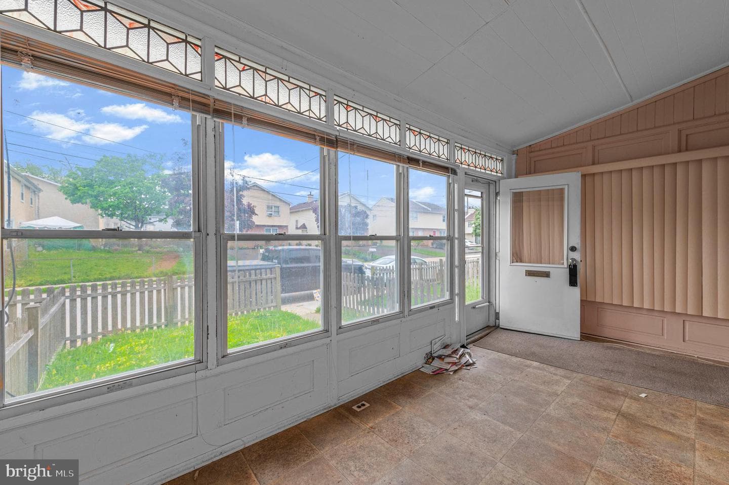 23 Orange Avenue photo 4