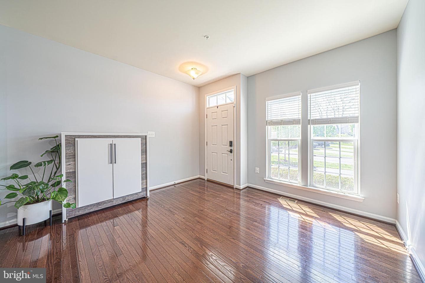 143 Briarwood Lane photo 6