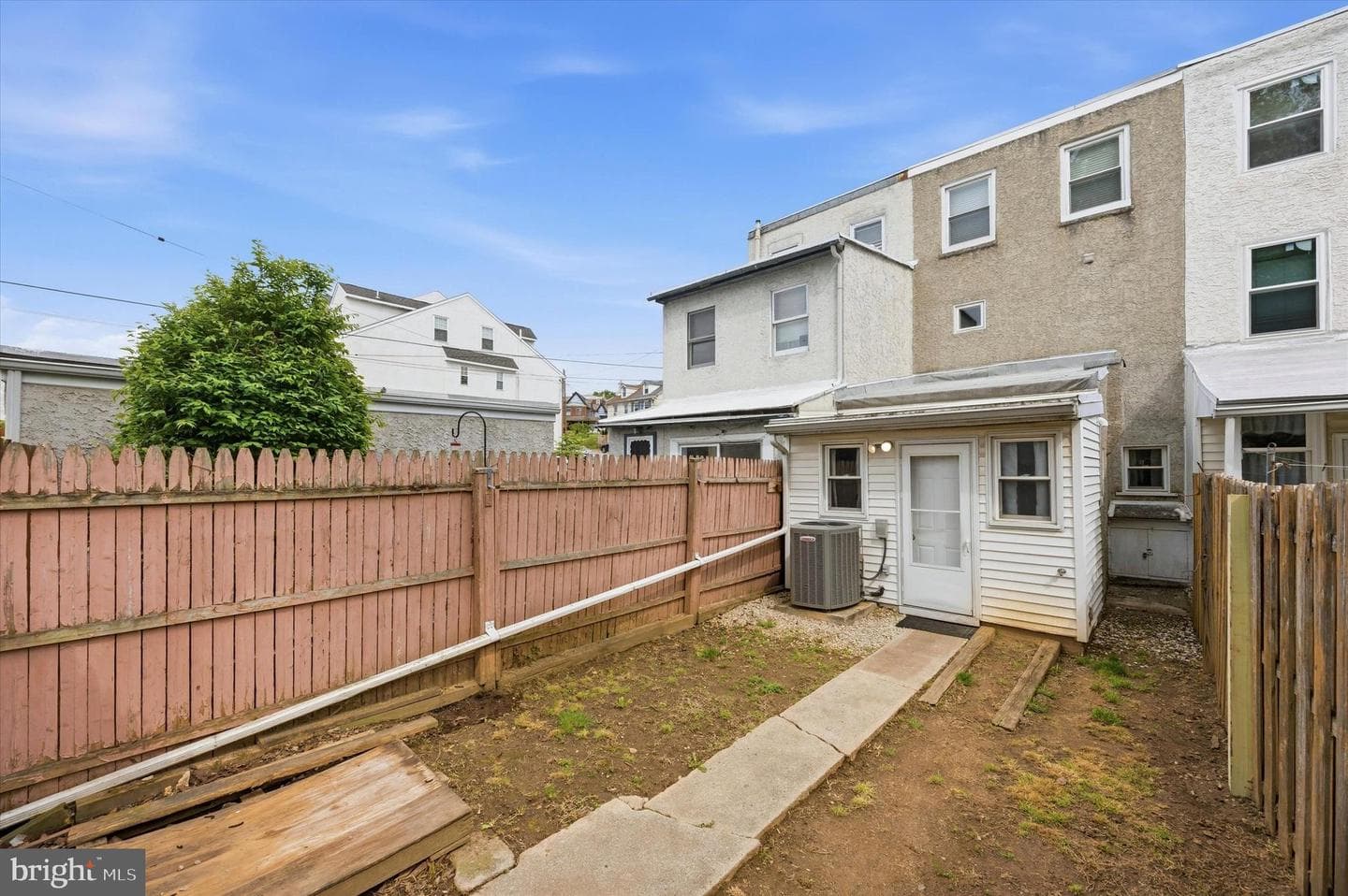 505 Spring Mill Avenue photo 34