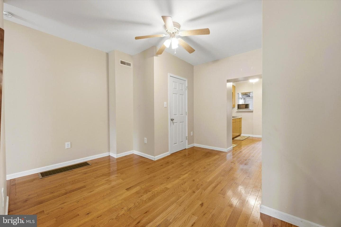 505 Spring Mill Avenue photo 8