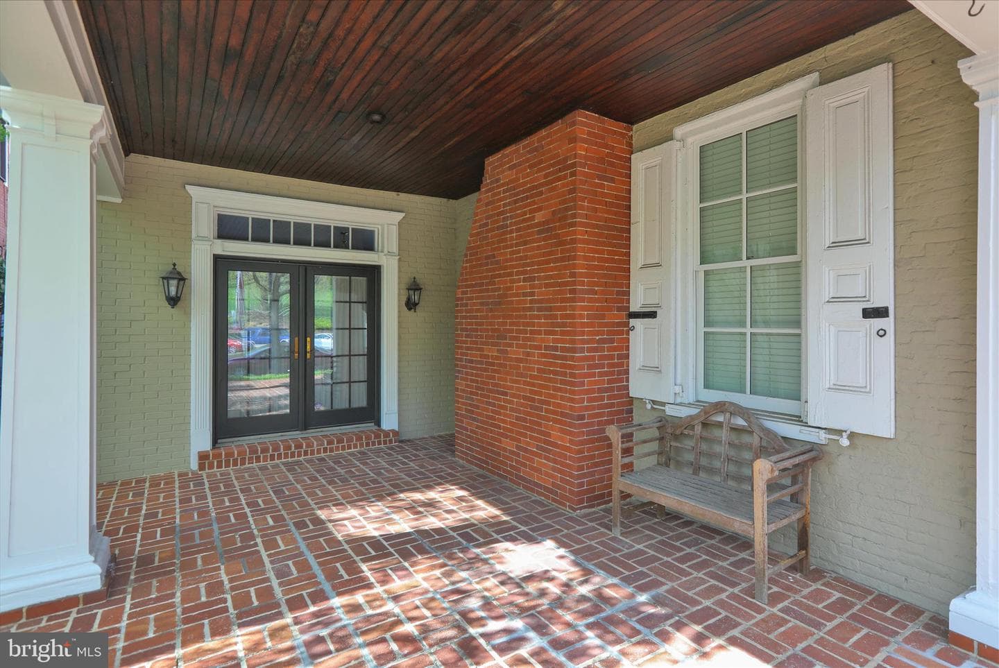 758 E High Street photo 8