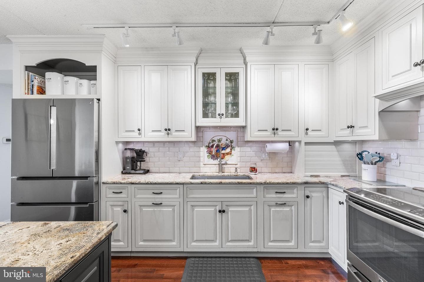 21132 Valley Forge Circle #1132 photo 6