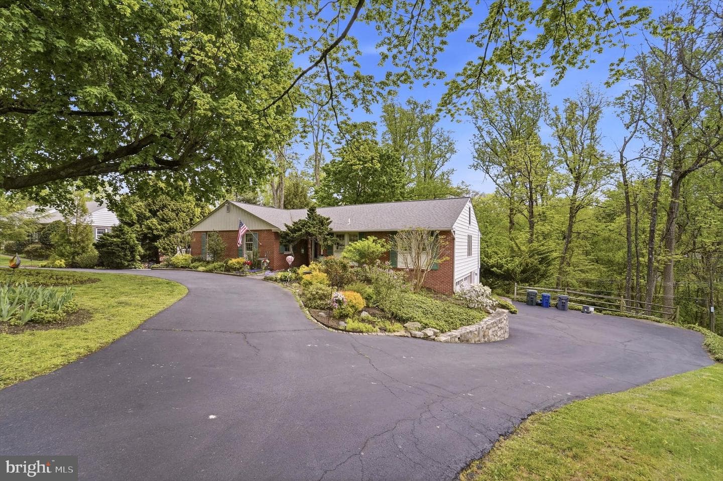 1811 Sharon Road photo 24