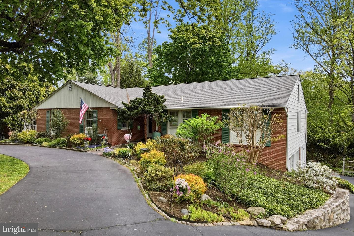 1811 Sharon Road photo 25