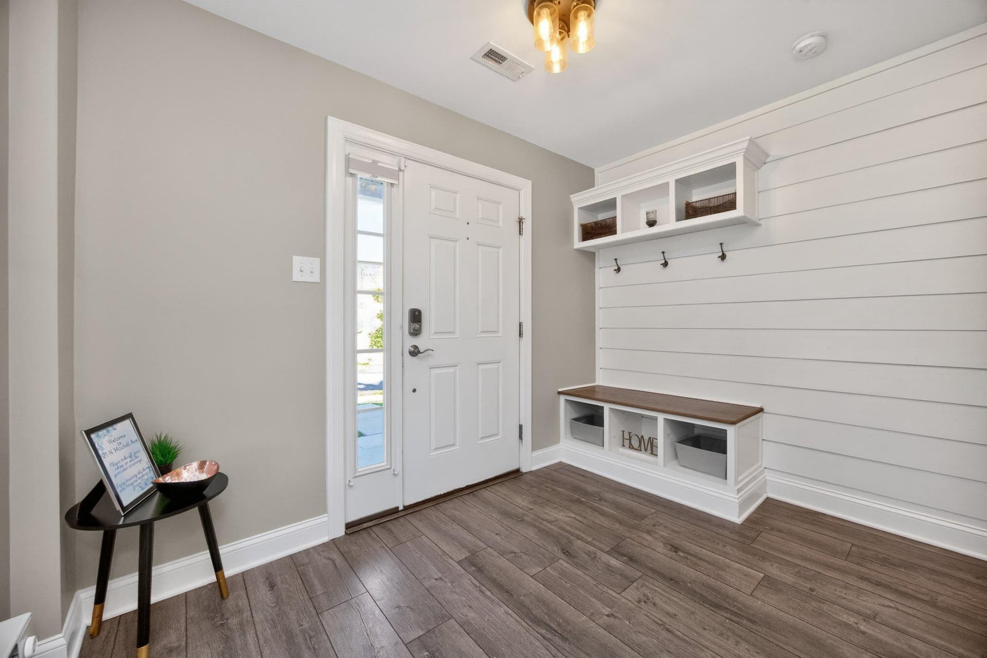 21 N Mitchell Avenue photo 3