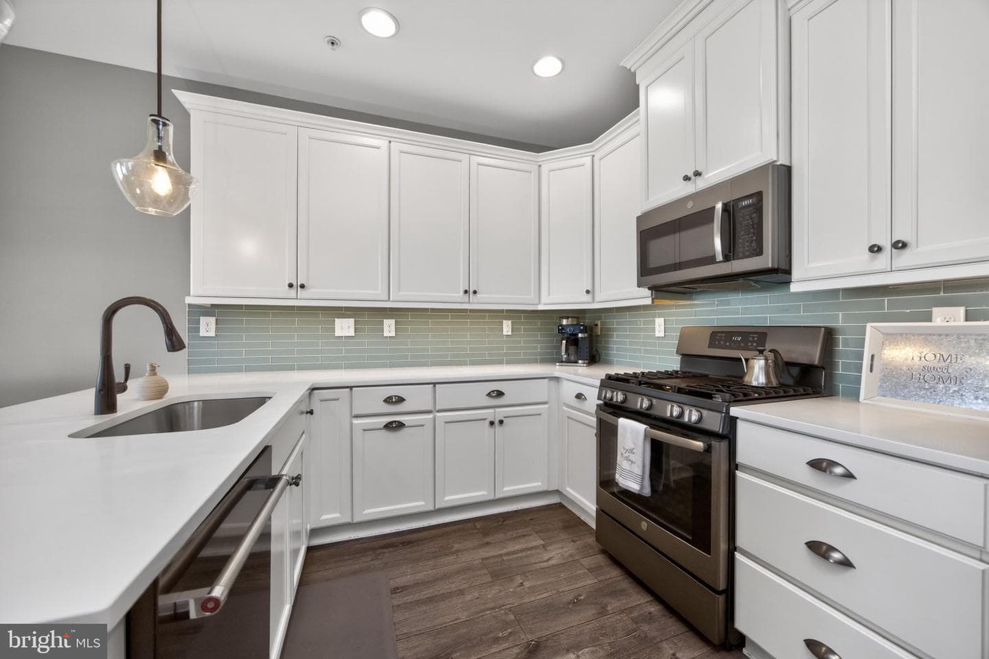 21 N Mitchell Avenue photo 8