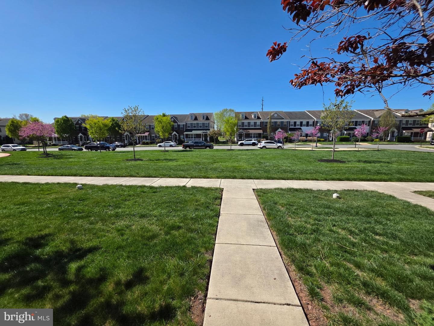 2125 Hayward Avenue photo 3