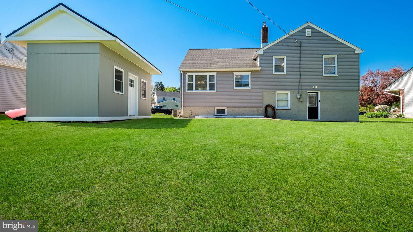 505 Wellington Road photo 26