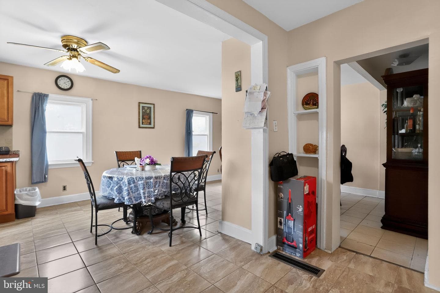 1638 Franklin Avenue photo 13