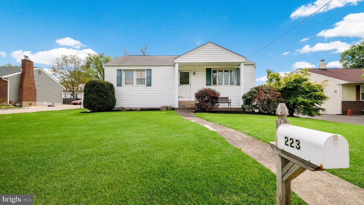 223 Fitzwatertown Road photo 1