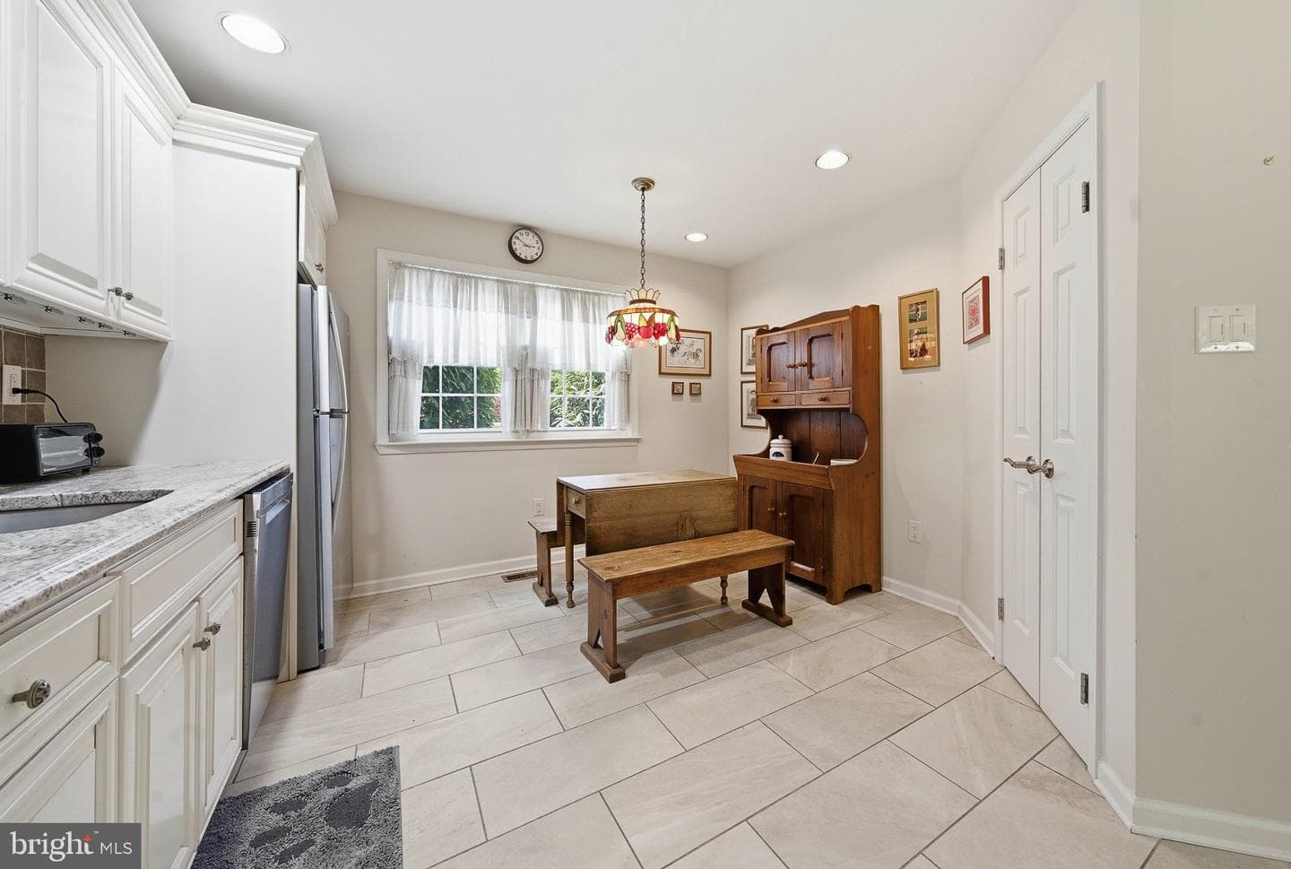 1833 Perrin Court photo 23