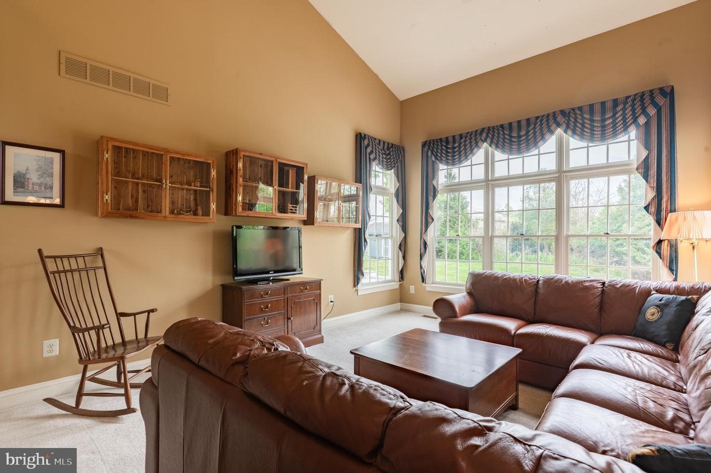 694 Misty Hollow photo 12