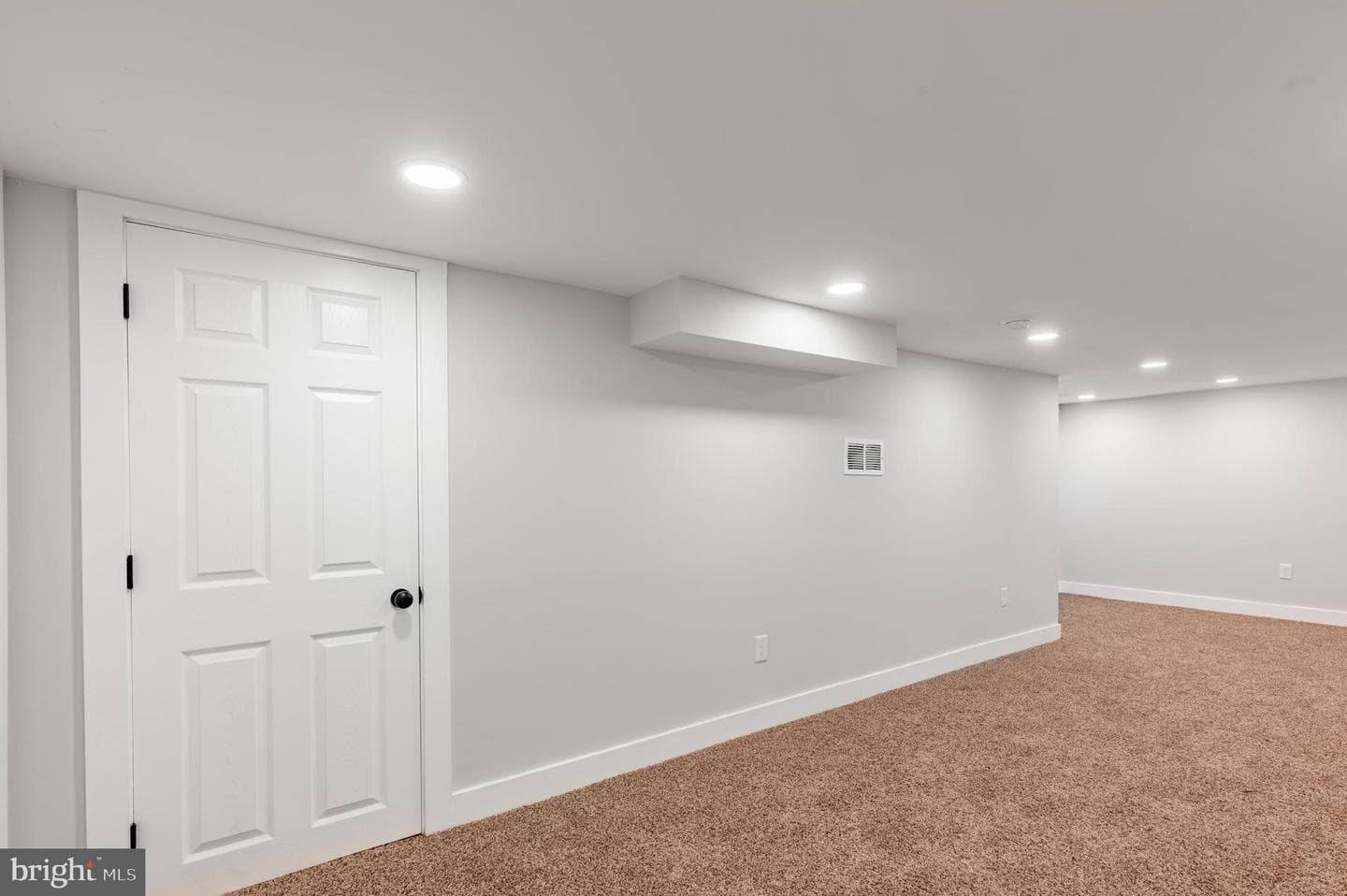 222 Runnymede Avenue photo 30