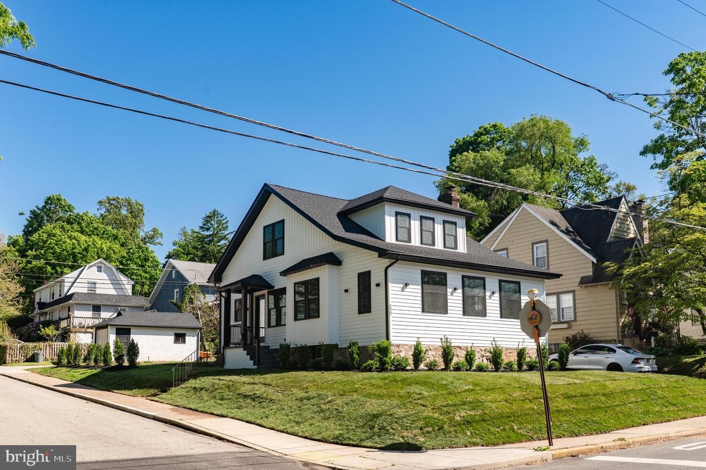 222 Runnymede Avenue photo 36