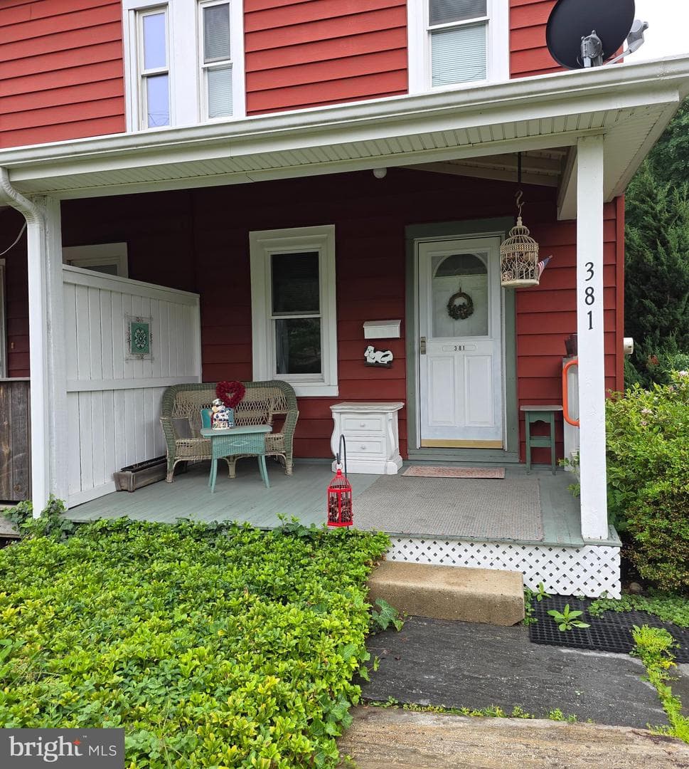 381 Stewart Avenue photo 7