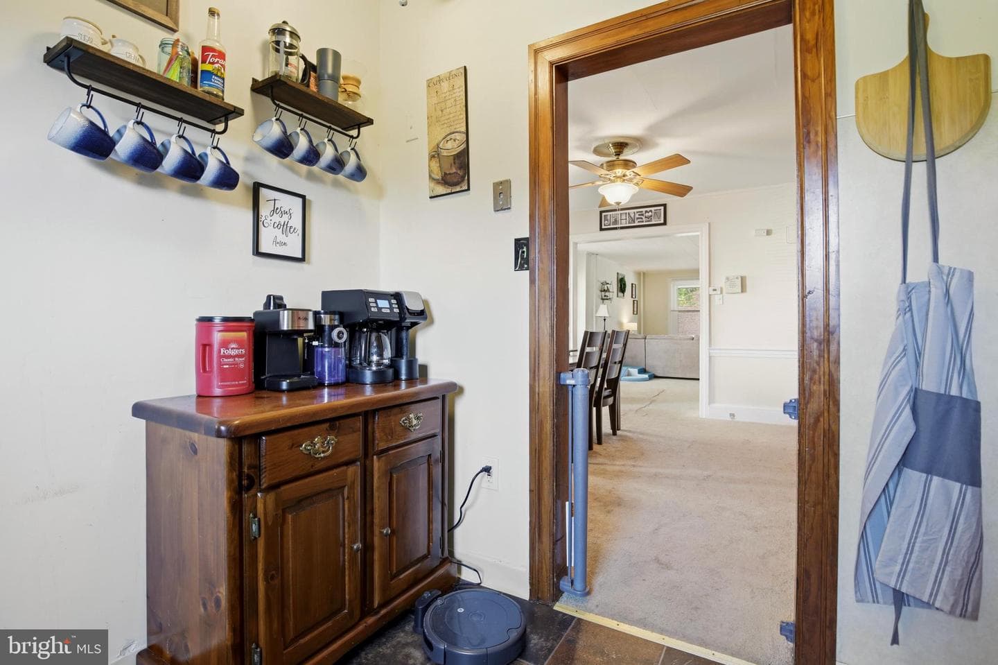 1204 Queen Street photo 13