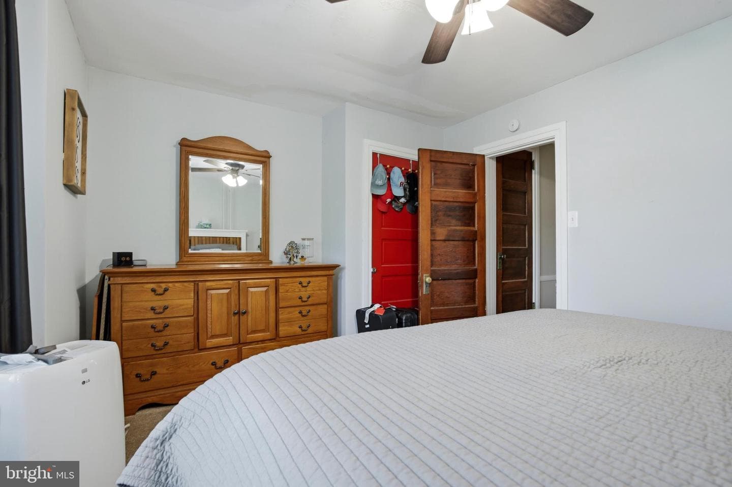 1204 Queen Street photo 21