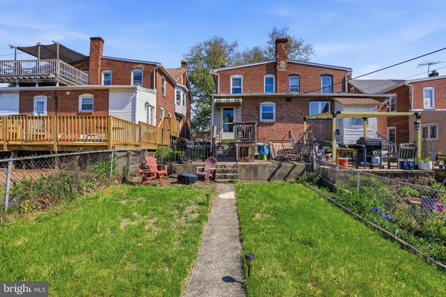 1204 Queen Street photo 25