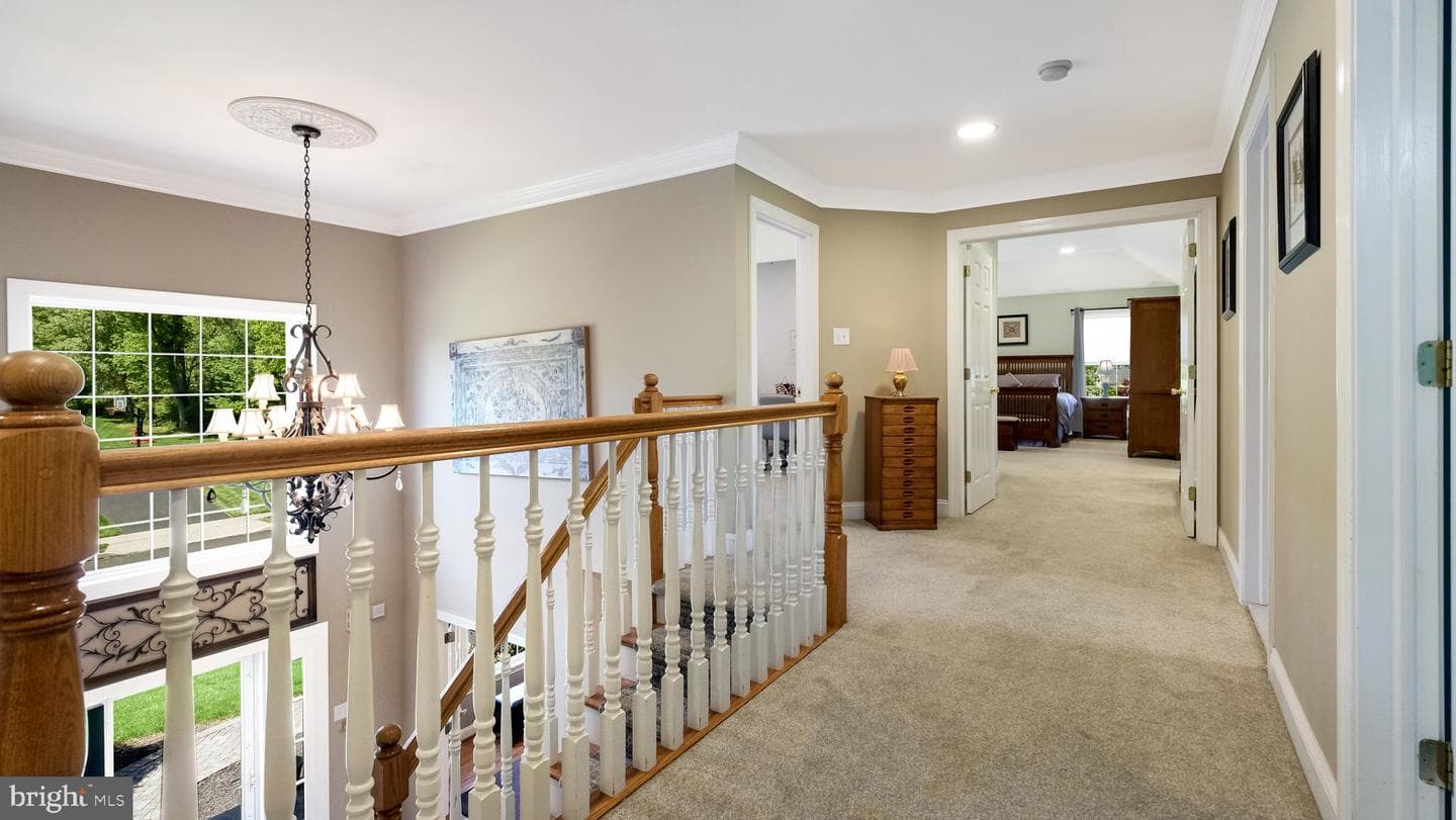2559 Crestline Drive photo 25