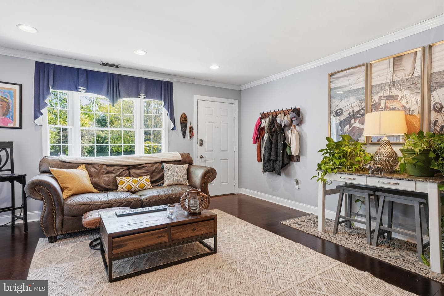 1713 Whitpain Hills photo 4
