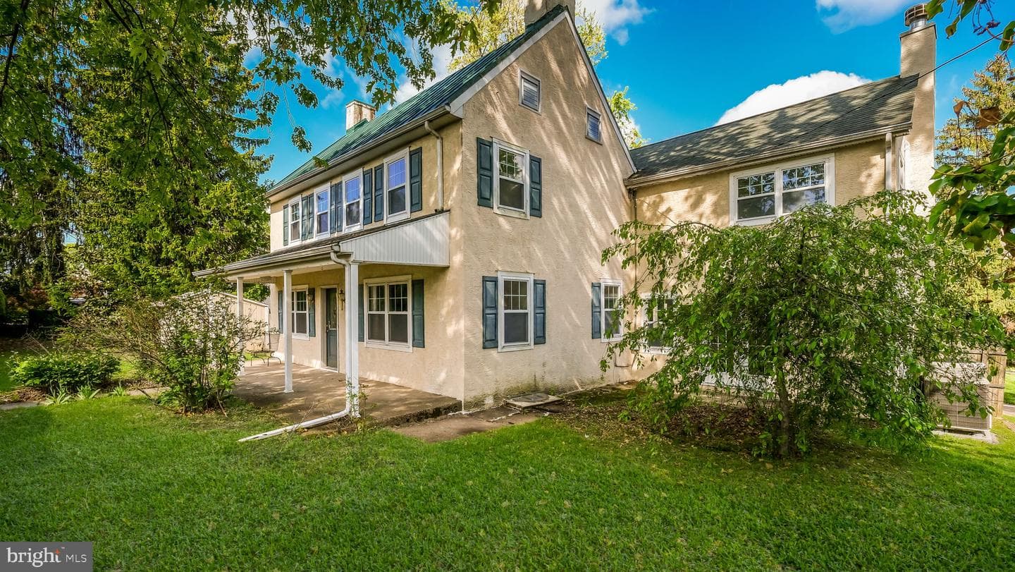 1734 Fitzwatertown Road, Willow Grove