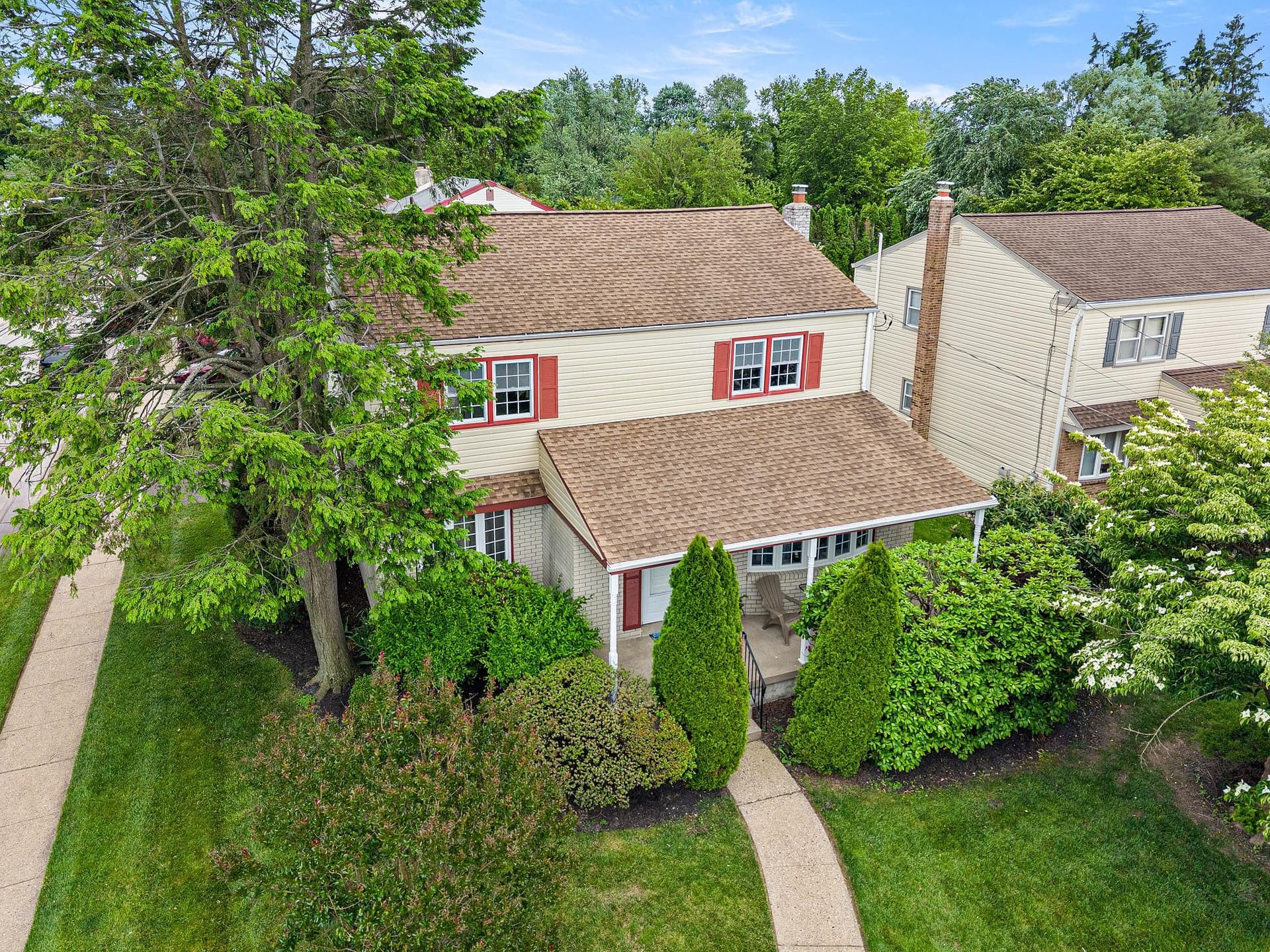 149 Susan Dr photo 1