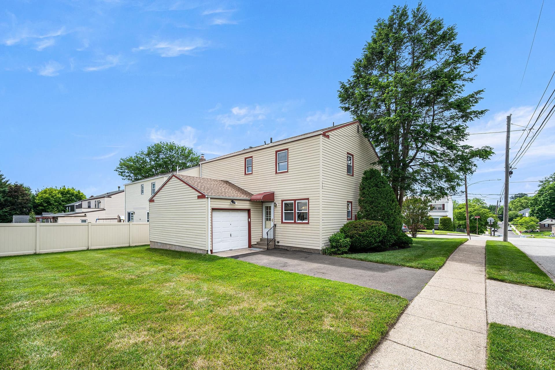 149 Susan Dr photo 29