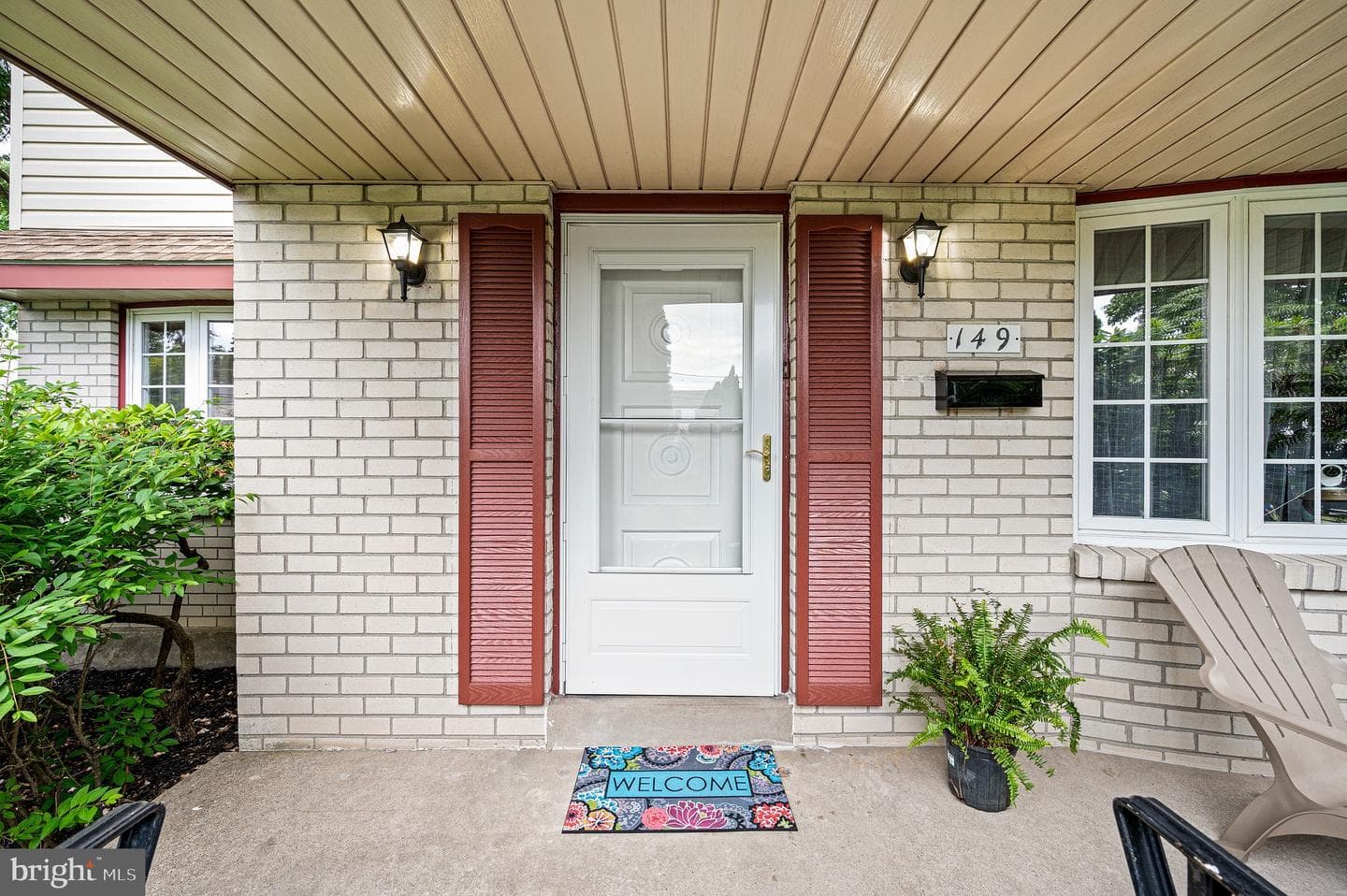 149 Susan Dr photo 3