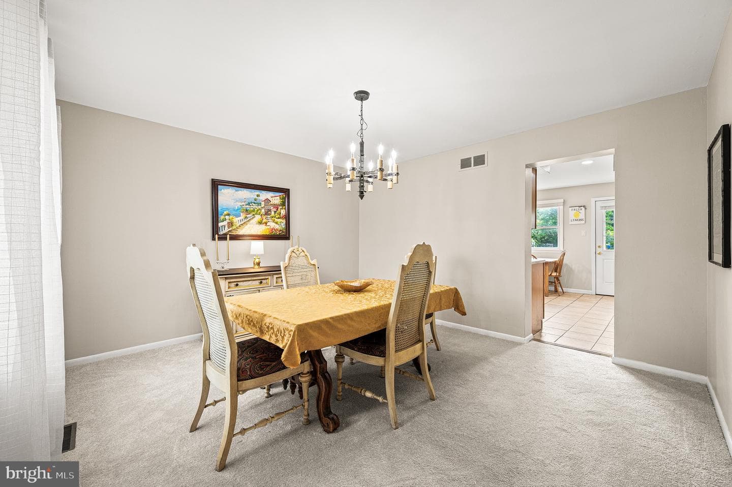 149 Susan Dr photo 7