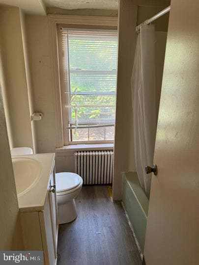 325 E Moore Street photo 6