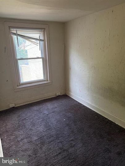 325 E Moore Street photo 7