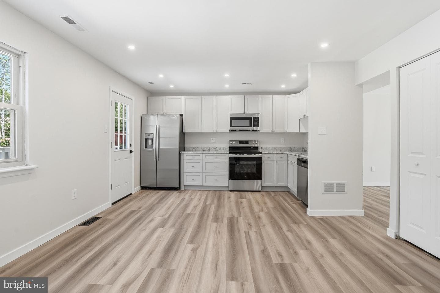 225 Birch Drive photo 13