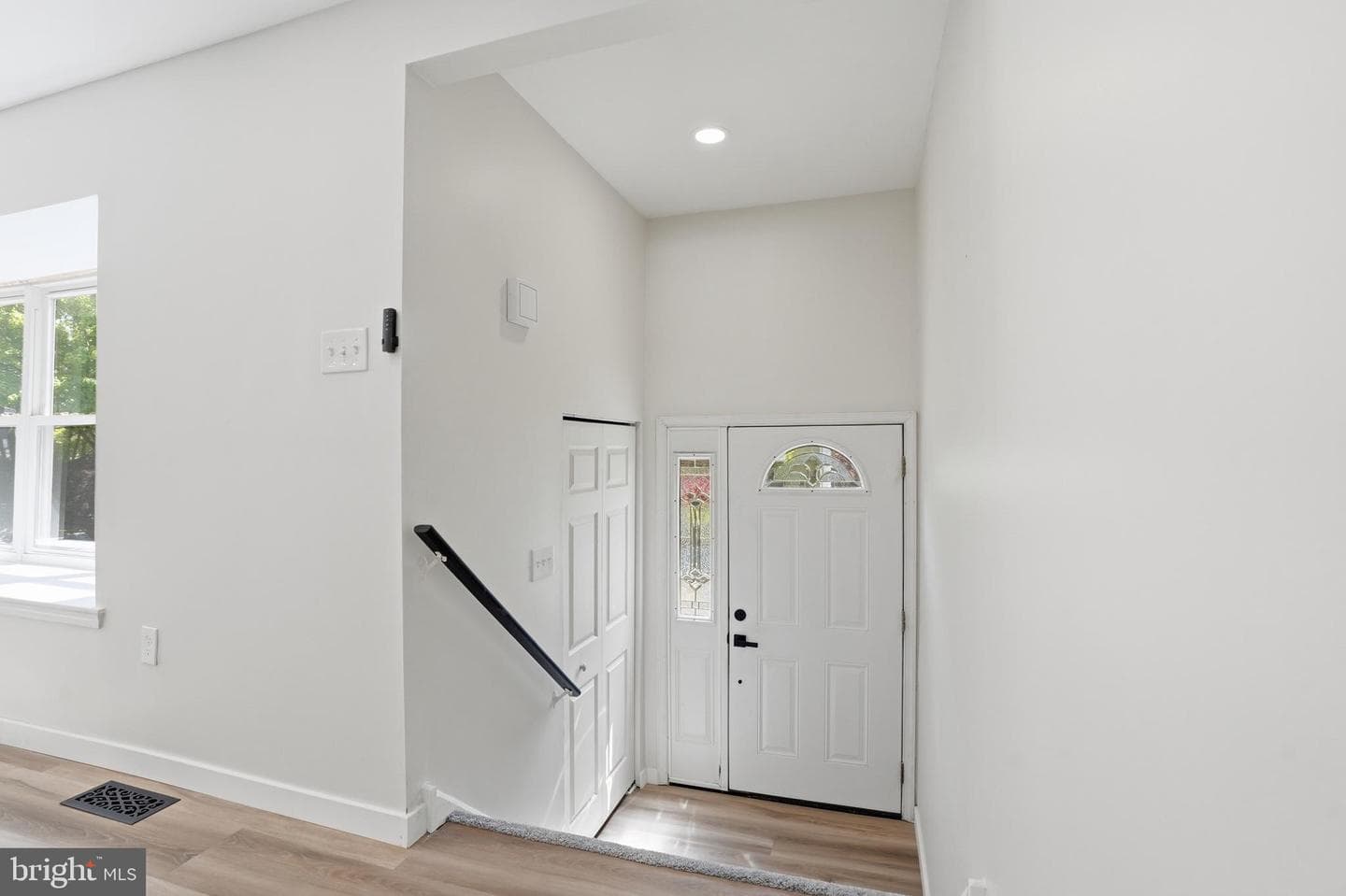 225 Birch Drive photo 3